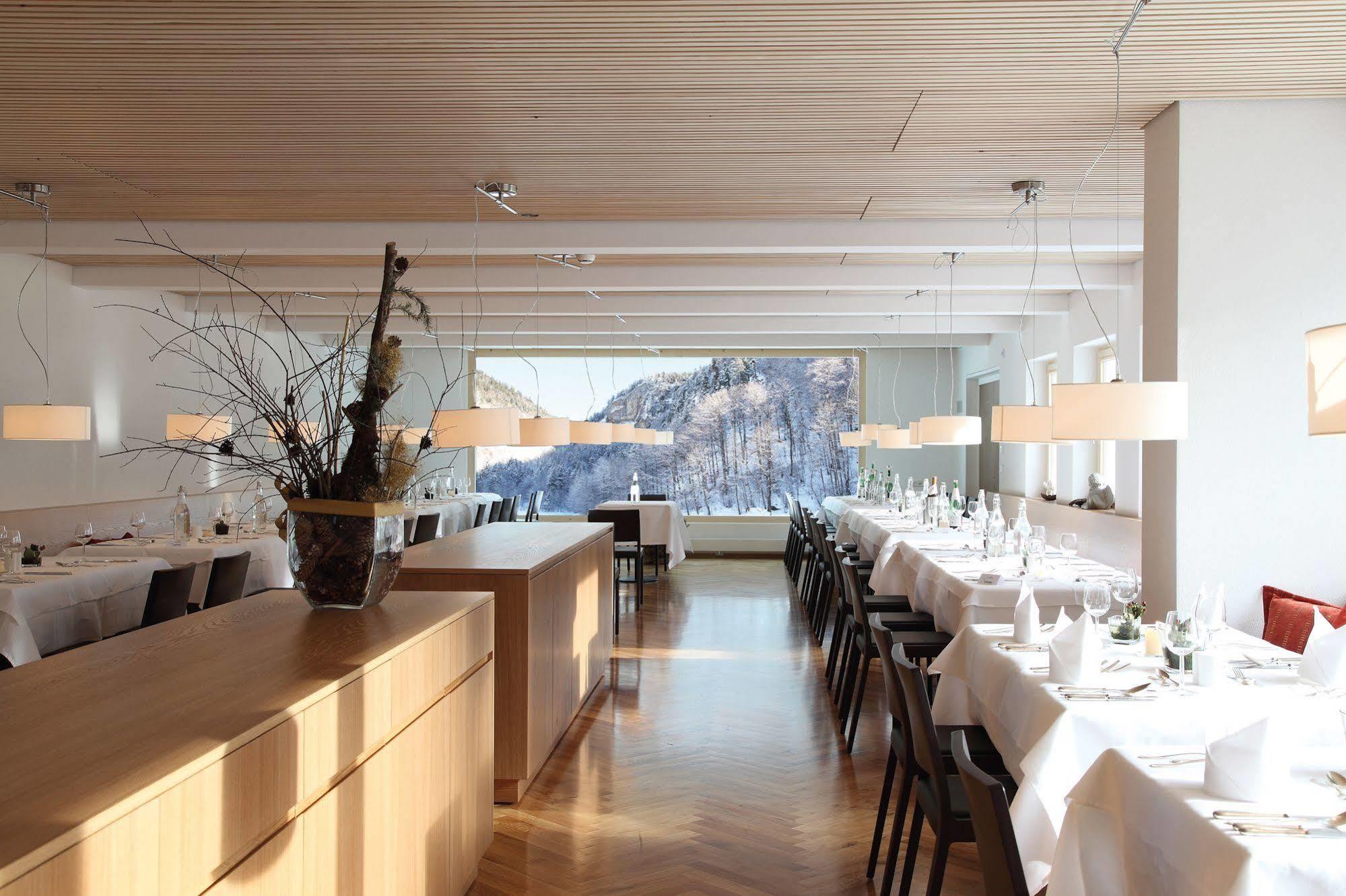 Hotel Krone In Au Au (Vorarlberg) ภายนอก รูปภาพ