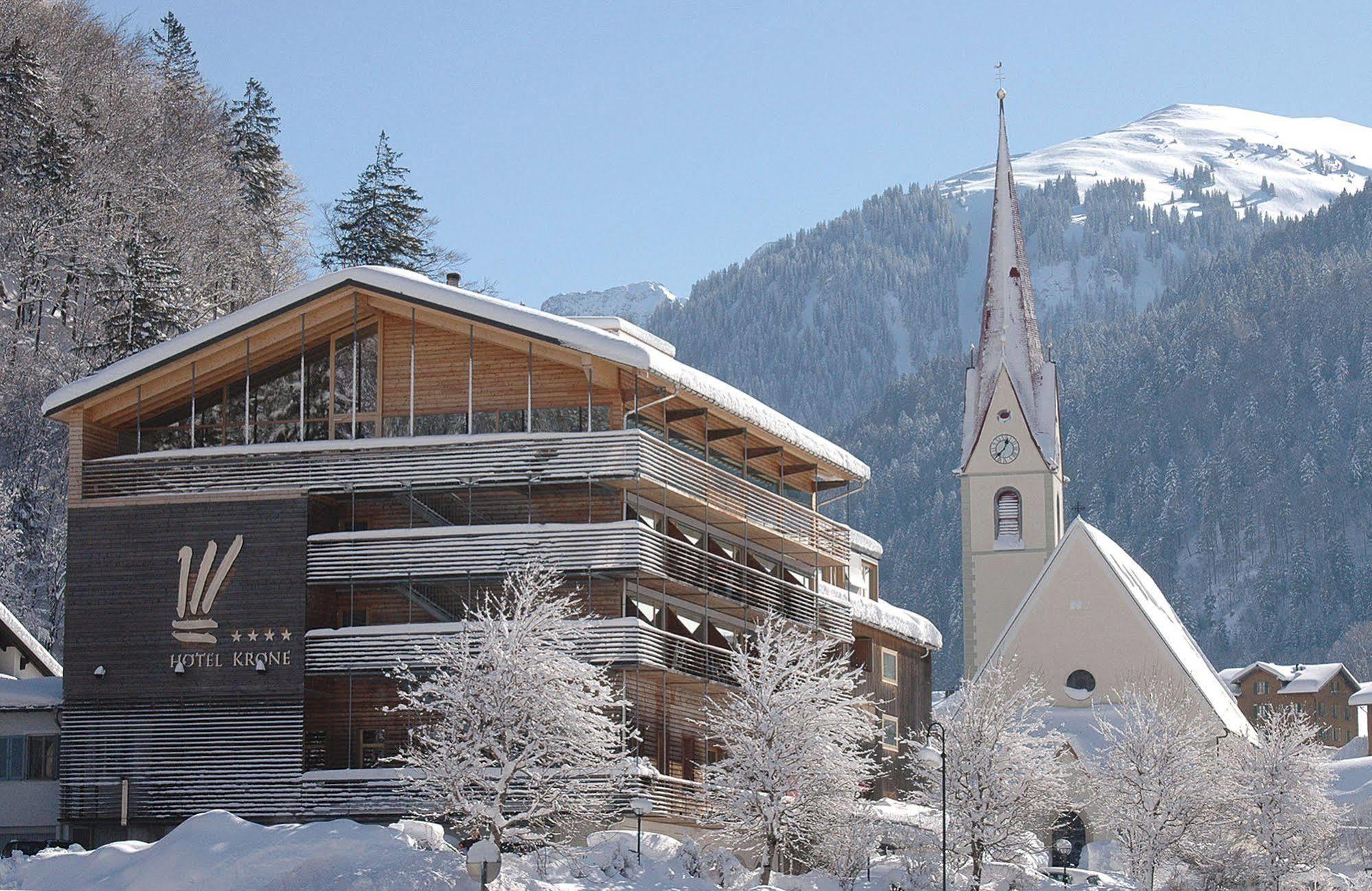 Hotel Krone In Au Au (Vorarlberg) ภายนอก รูปภาพ