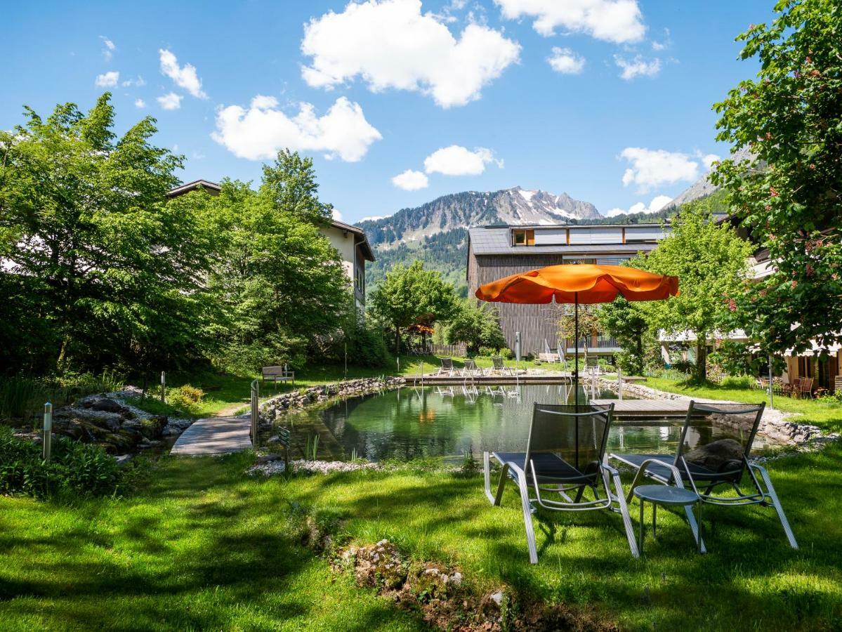 Hotel Krone In Au Au (Vorarlberg) ภายนอก รูปภาพ