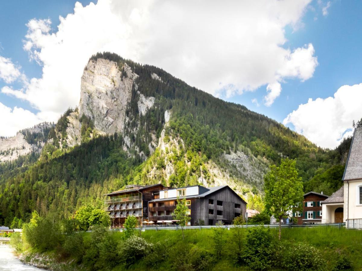 Hotel Krone In Au Au (Vorarlberg) ภายนอก รูปภาพ